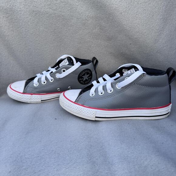 Converse All Star Shoes Junior Size 12.5 High Top Kids Leather 661888C - Picture 1 of 10